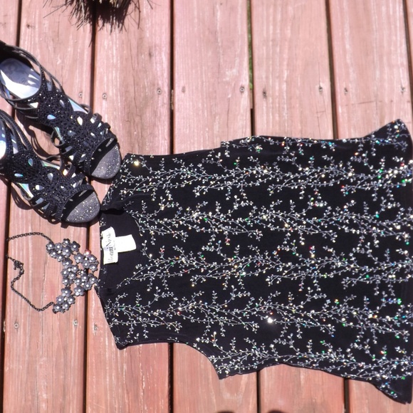 Black and silver sparkle vine leaf shirt - Picture 4 of 8